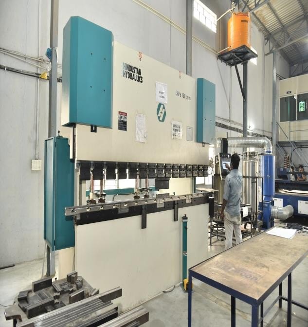 CNC Bending Machine